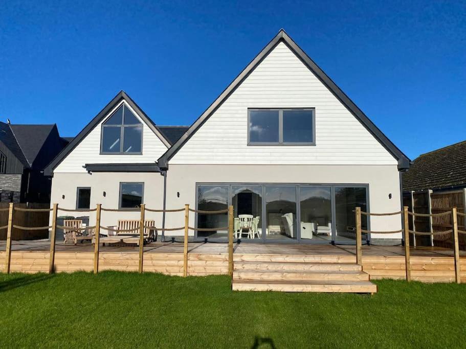 Brand New, Stunning Beachside House Seasalter Exterior photo
